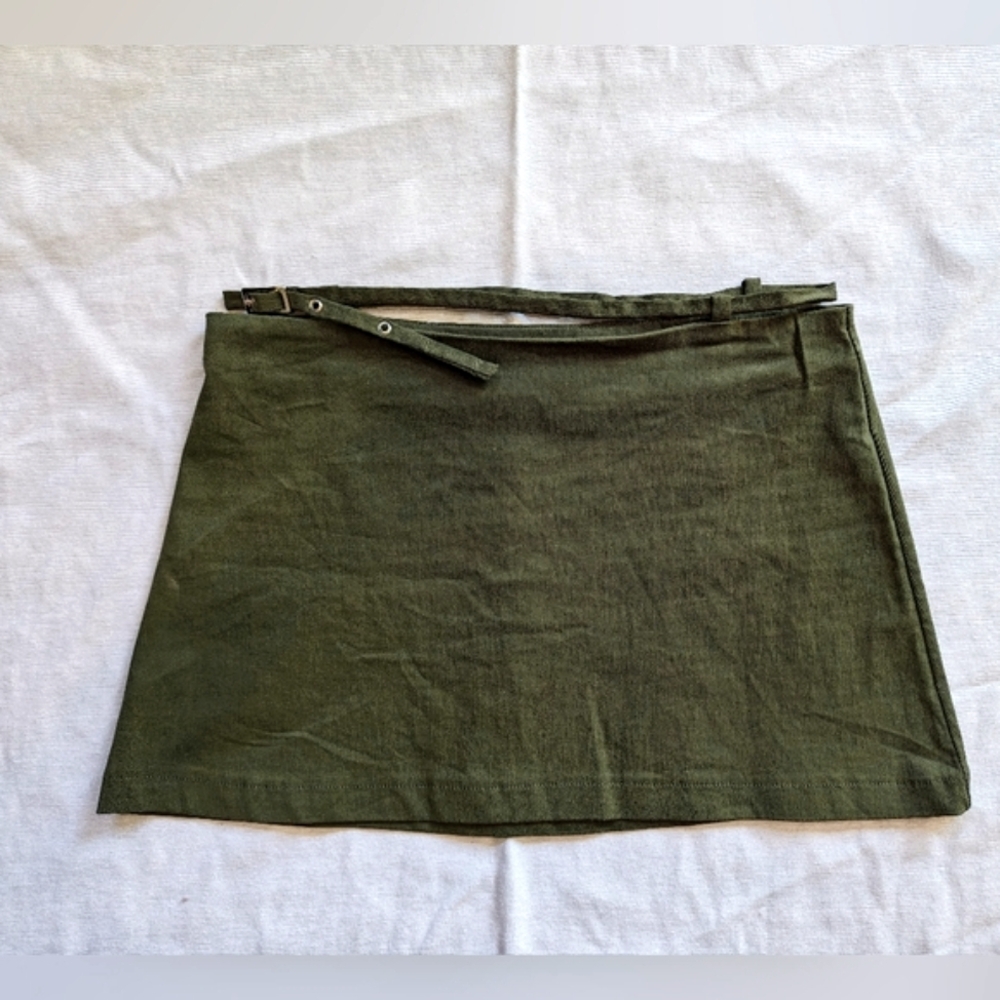 NWOT Pull&Bear Khaki Mini Skirt